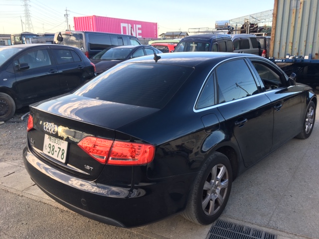 AUDI A4 photo 15