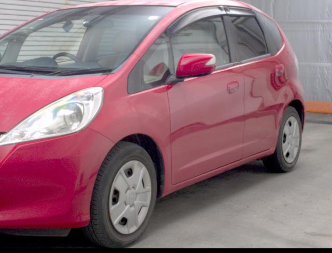 HONDA FIT photo 2