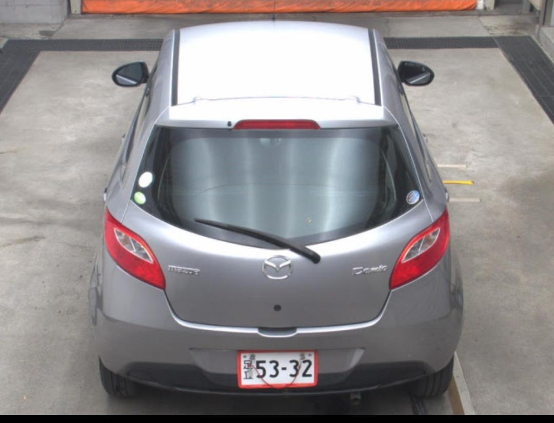 MAZDA DEMIO photo 4