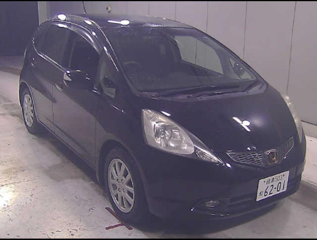 HONDA FIT photo 2