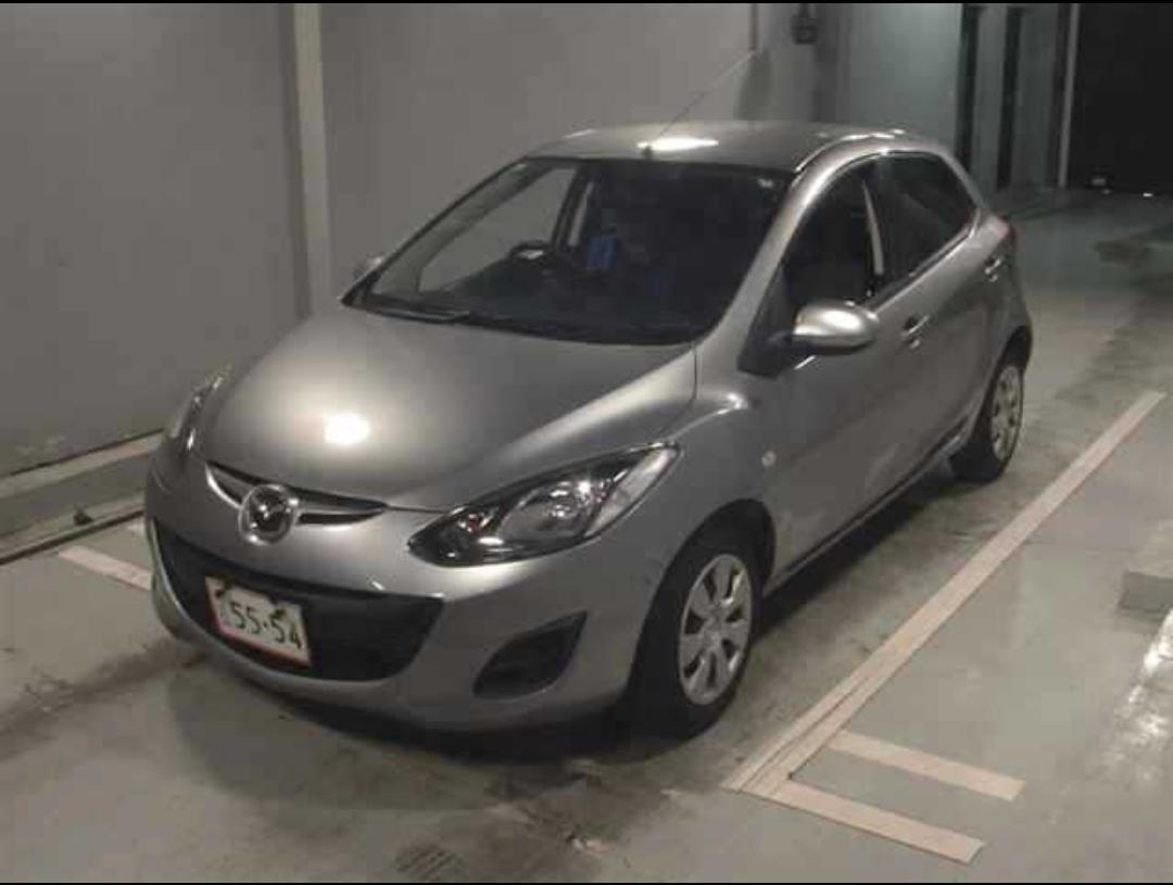 MAZDA DEMIO photo 2