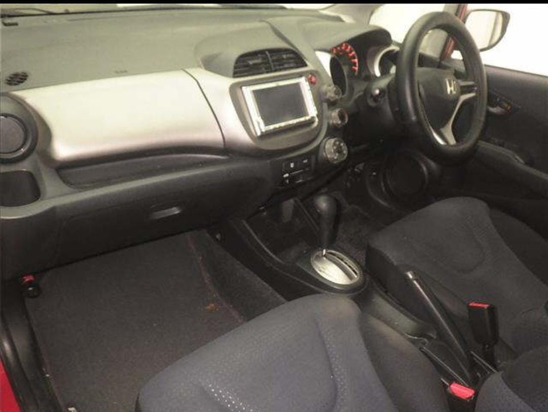 HONDA FIT photo 5
