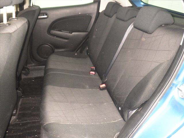 MAZDA DEMIO photo 7