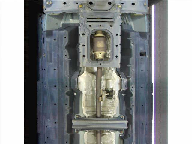 MAZDA DEMIO photo 9