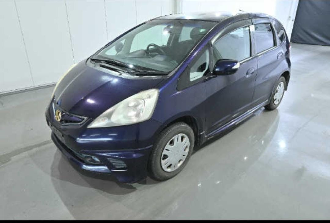 HONDA FIT photo 5