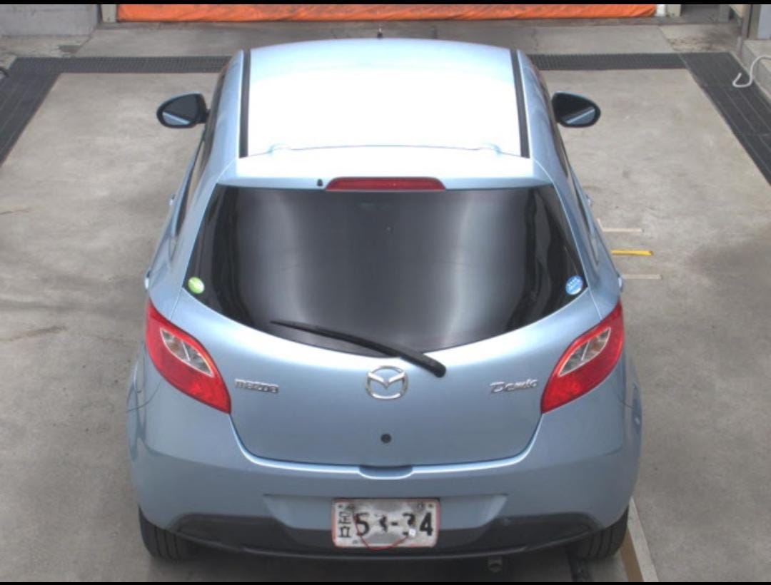 MAZDA DEMIO photo 5