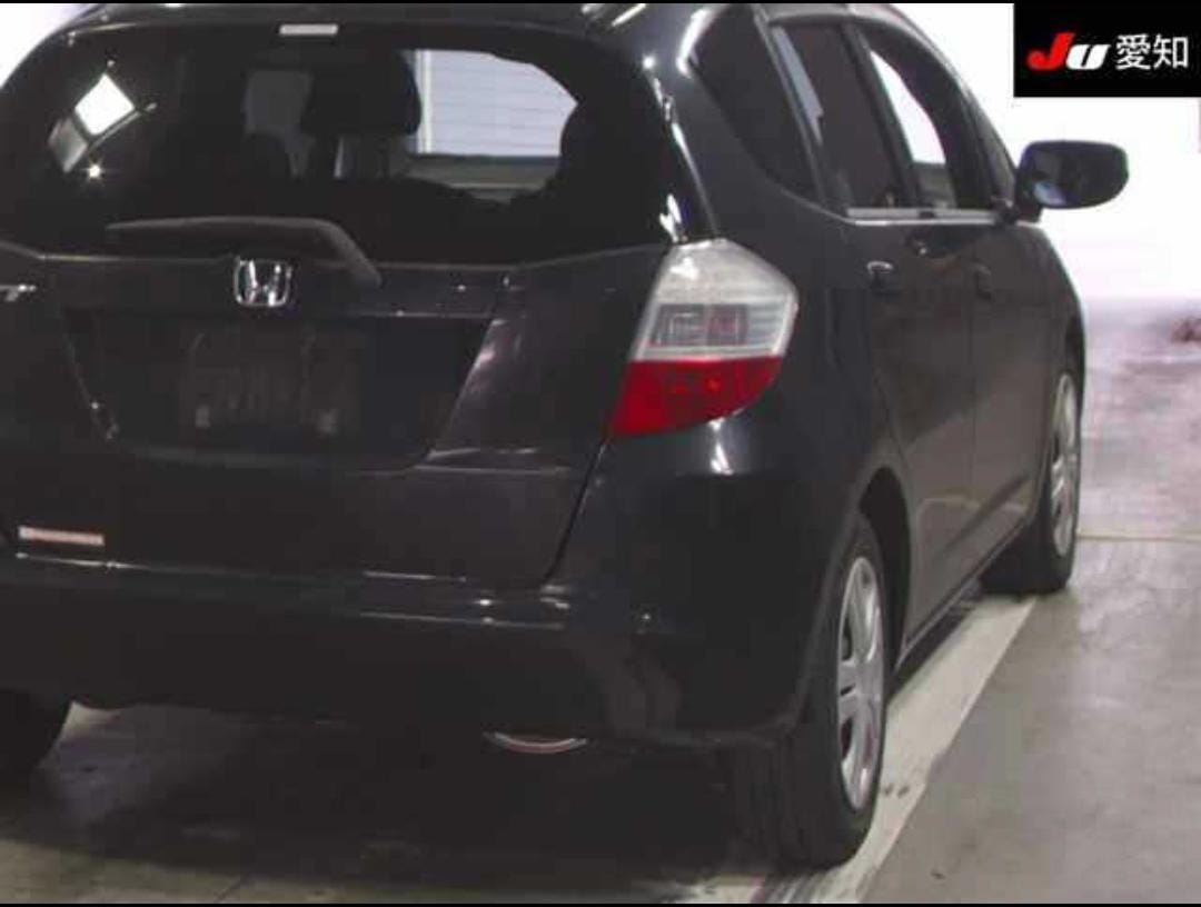 HONDA FIT photo 2