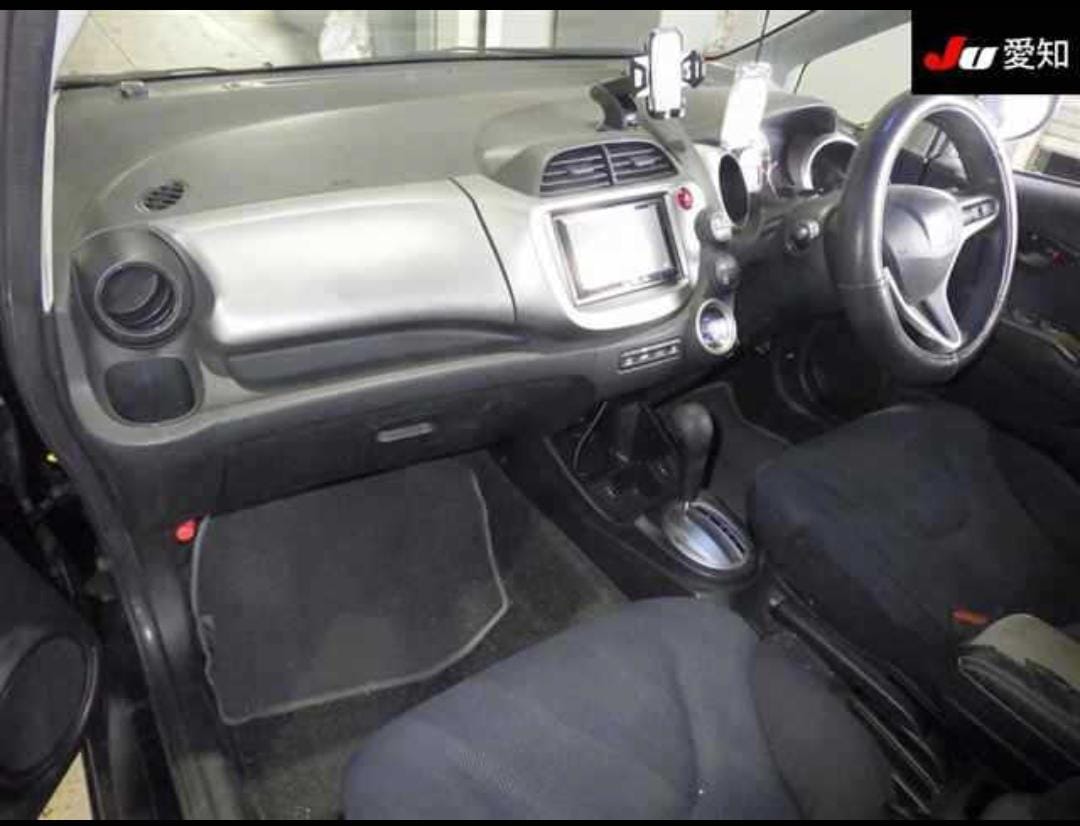 HONDA FIT photo 6