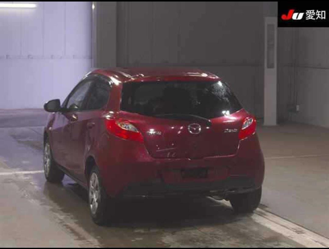 MAZDA DEMIO photo 3