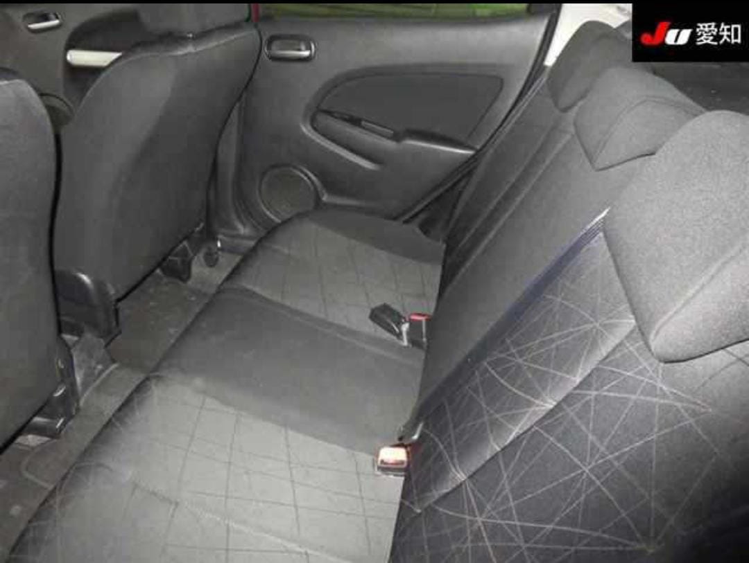 MAZDA DEMIO photo 5