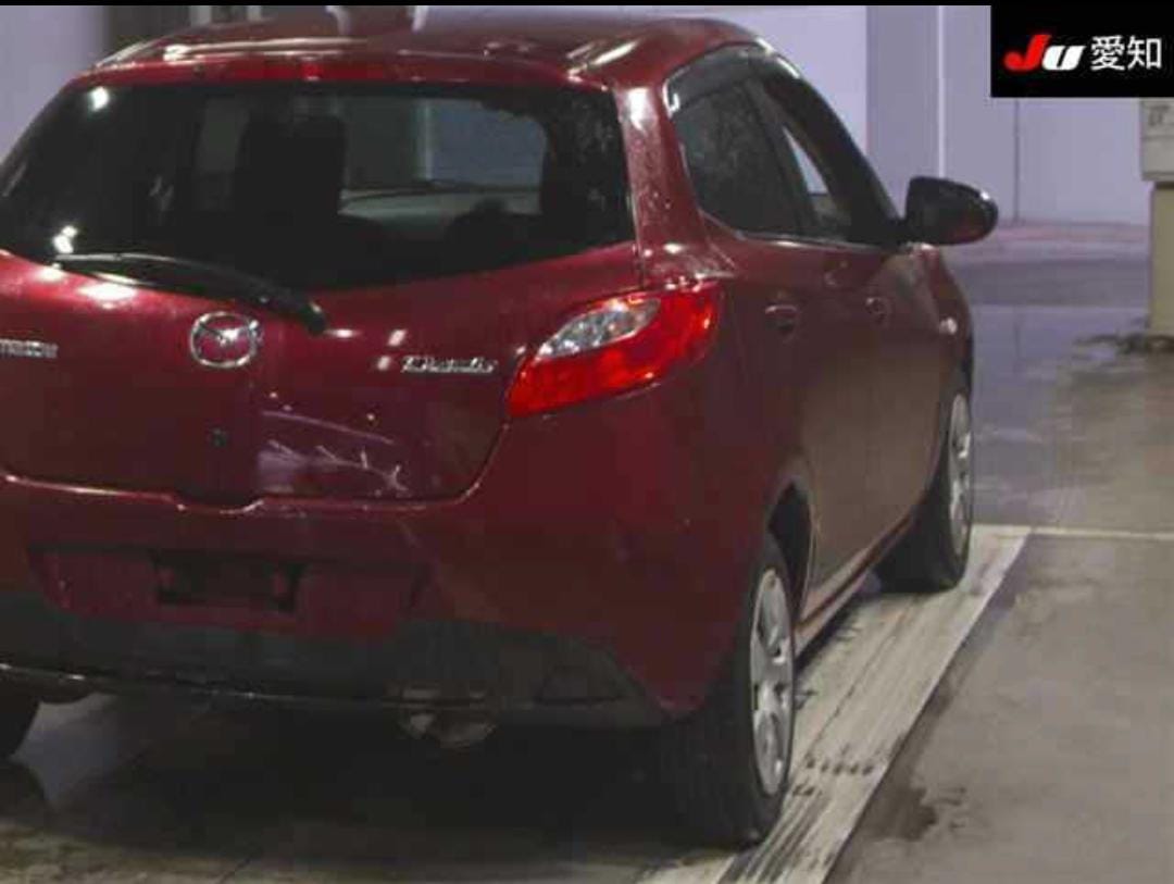 MAZDA DEMIO photo 6